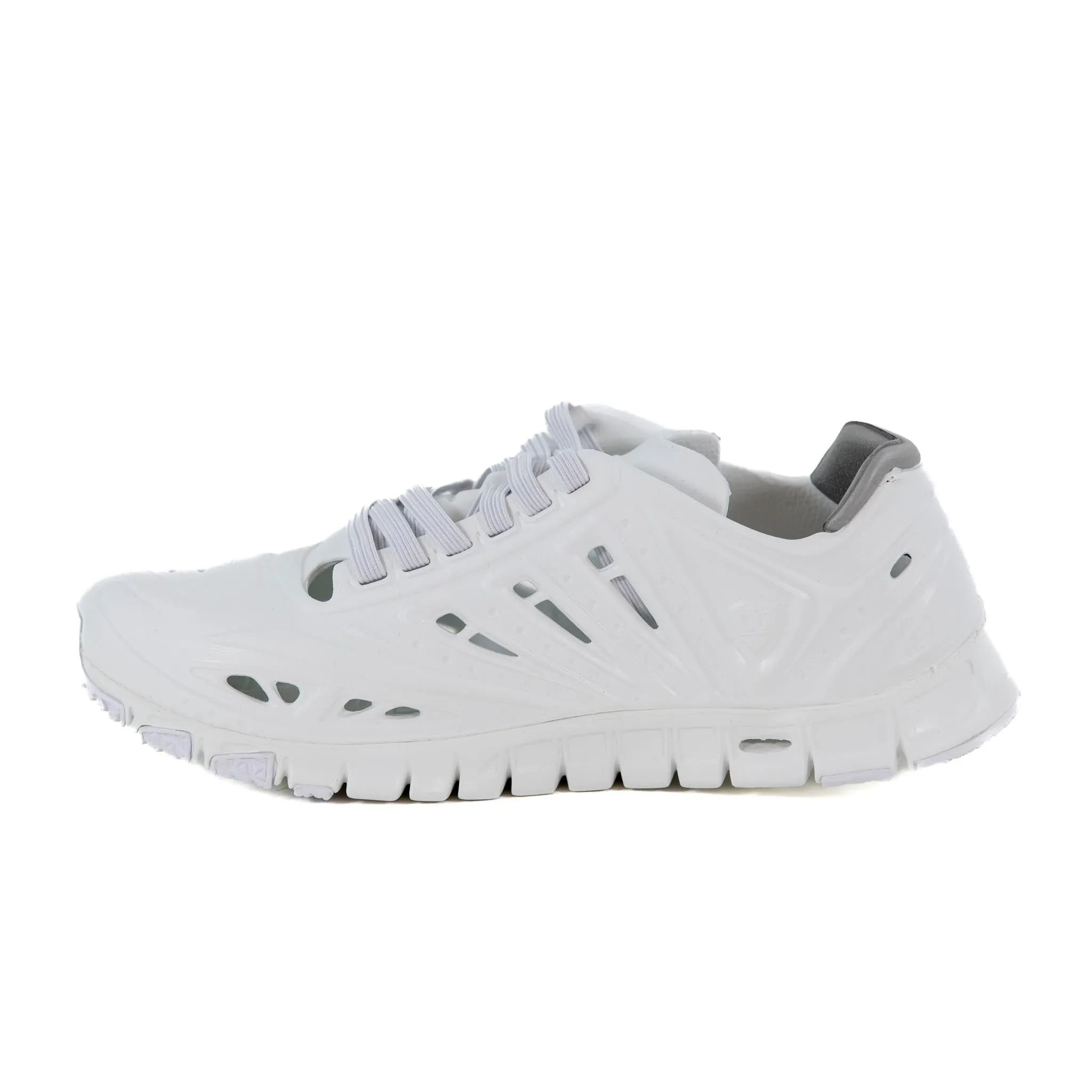 APX Women's Water Shoes with Closed Toe and Lace-Up Design