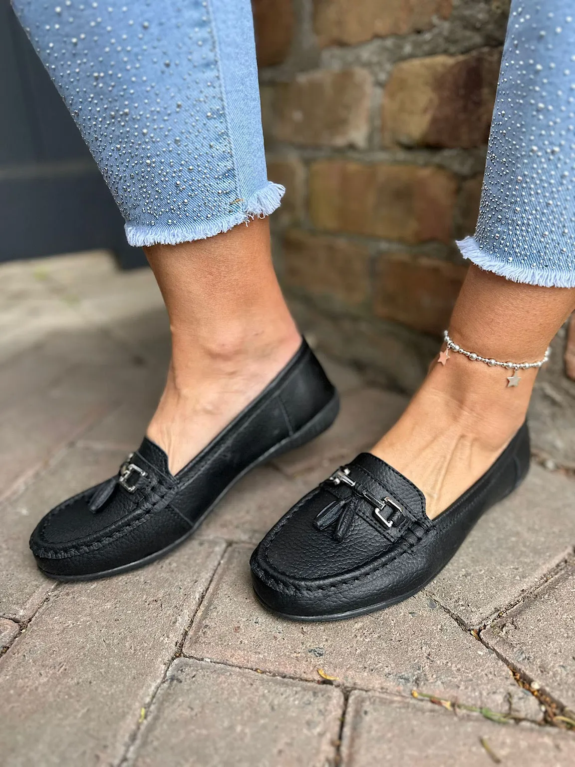 Black Leather Tassel Loafer: Stylish and Sleek Shoe Option