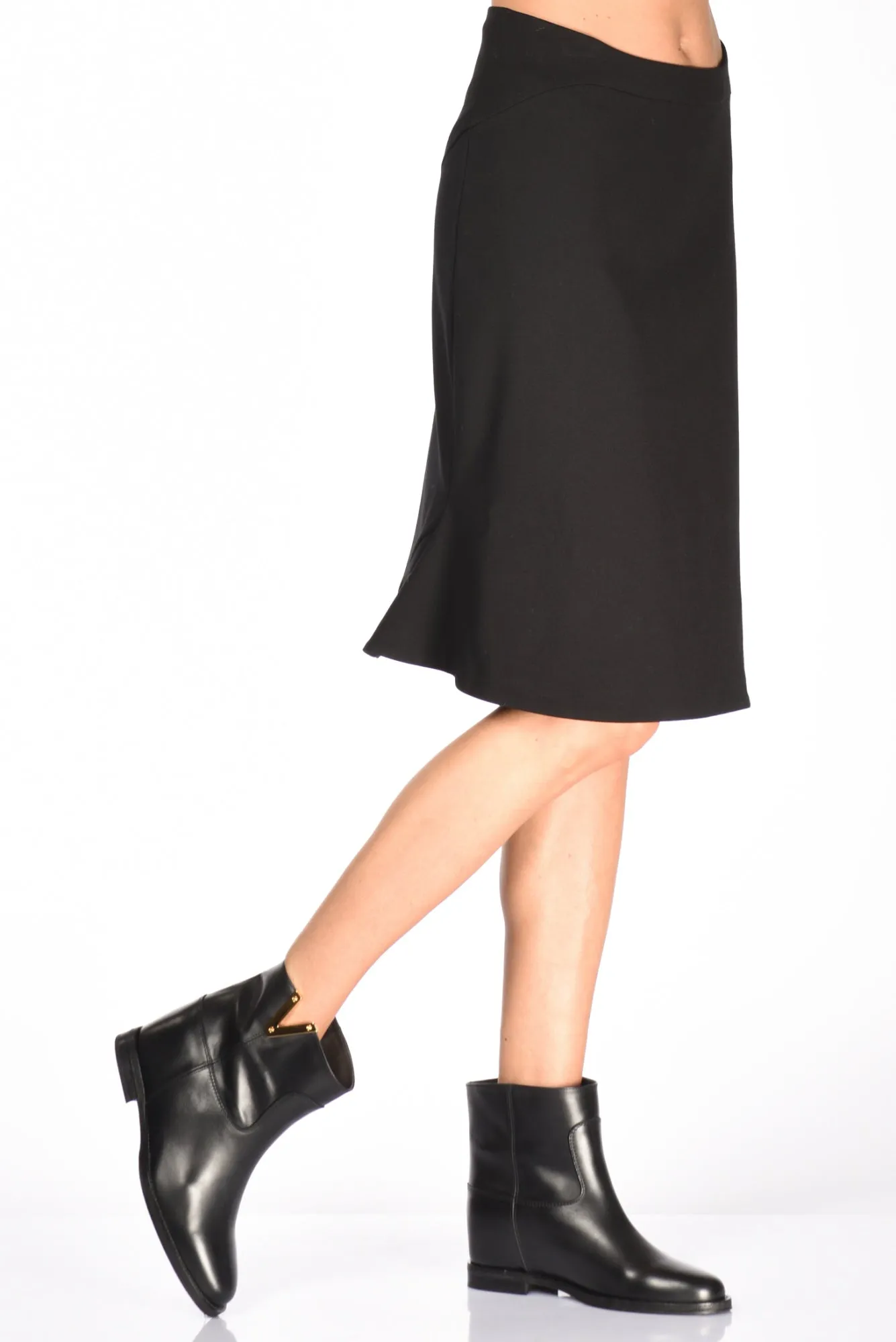 Black skirt for women by Aspesi.