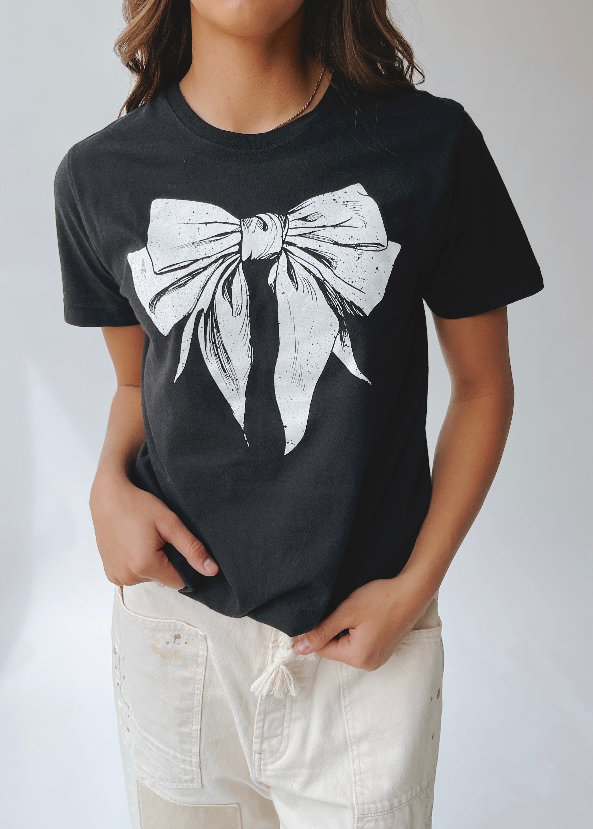 Bow Graphic Tee Black