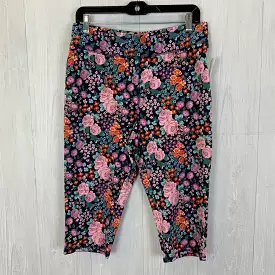 Clothes Mentor Athletic Capris - Size Medium.