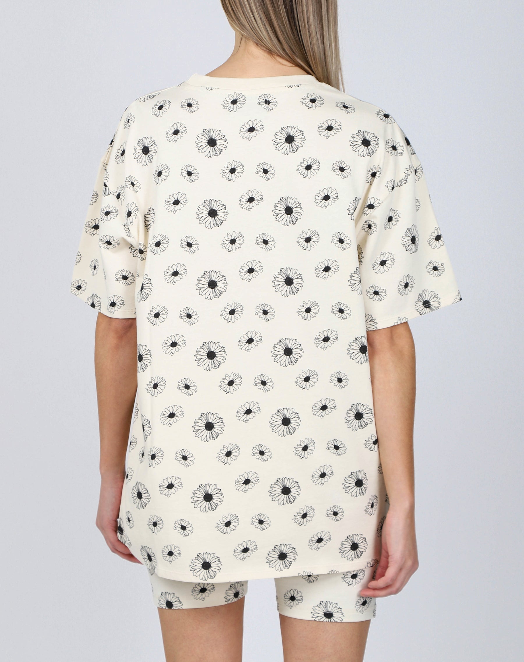 Daisy Print Oversized Box Tee.