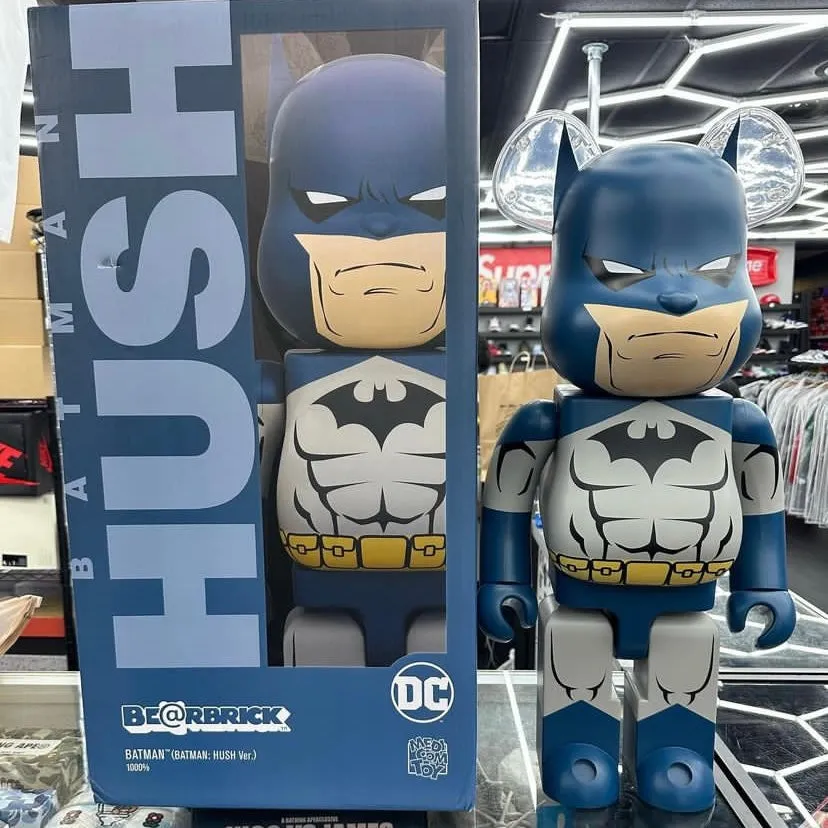 DC Batman Hush Version 1000% - MEDICOM BEARBRICK