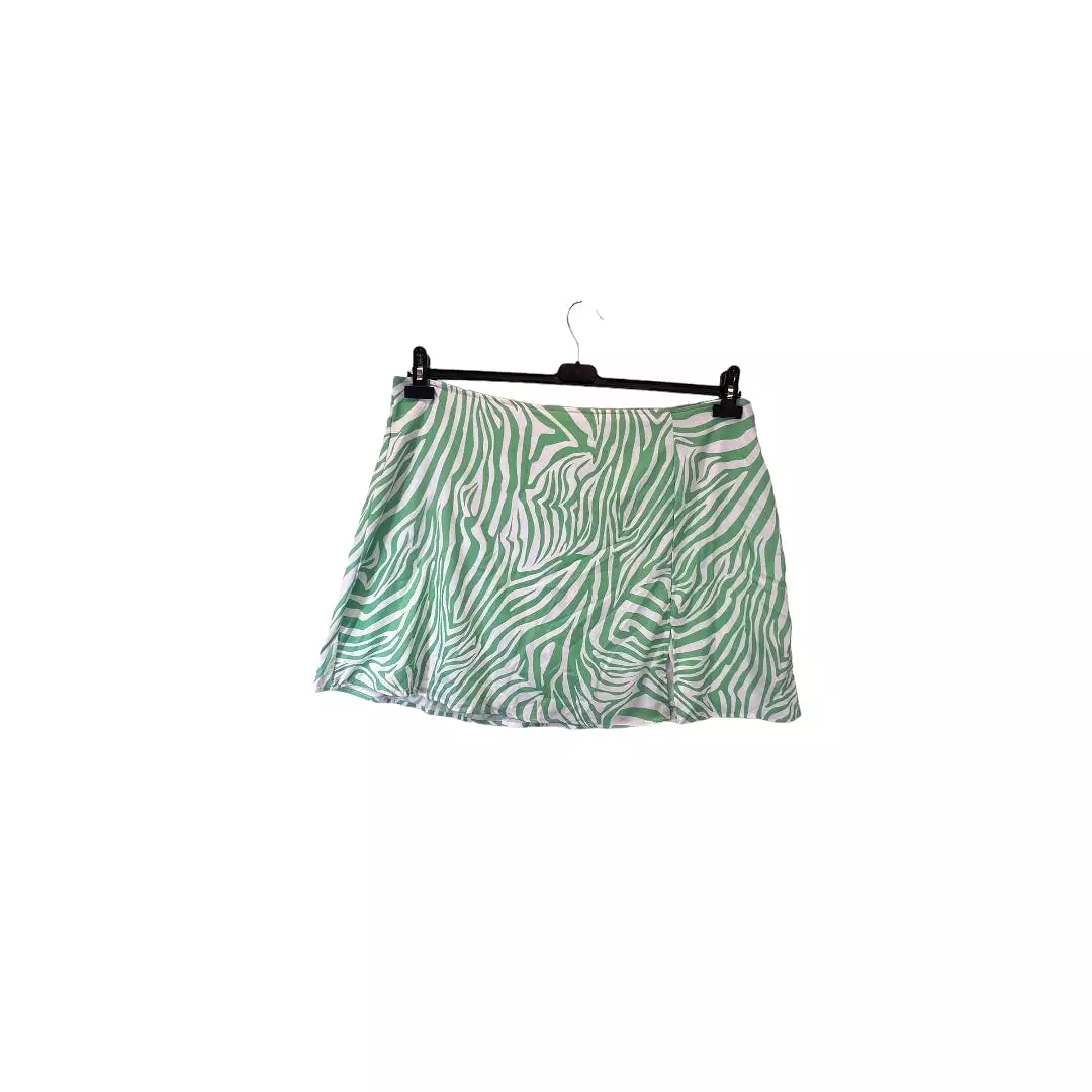 Fashion Nova Skirt Mini and Short - Size 2x.