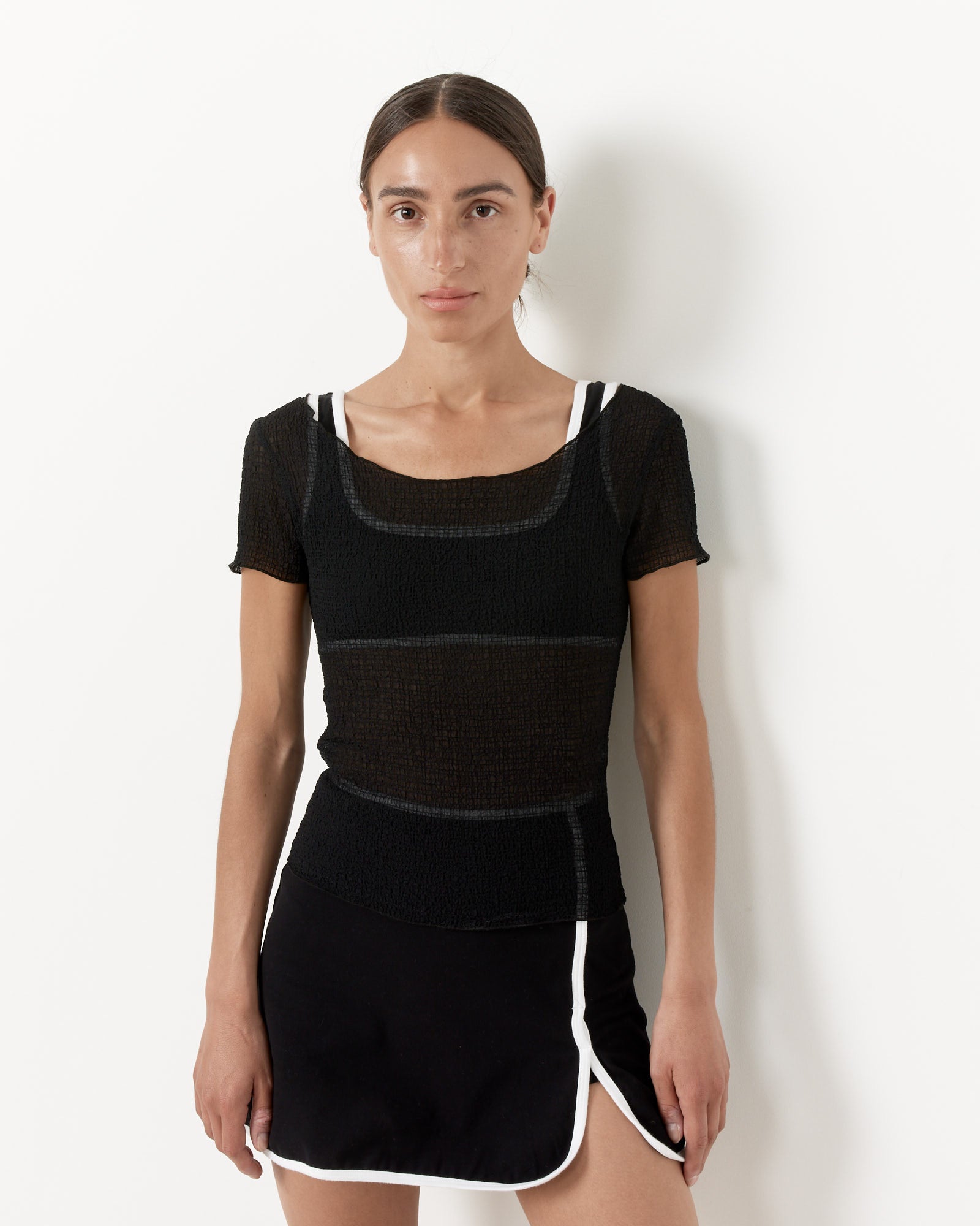 Fresa Tee in Black - Crinkle Fabric