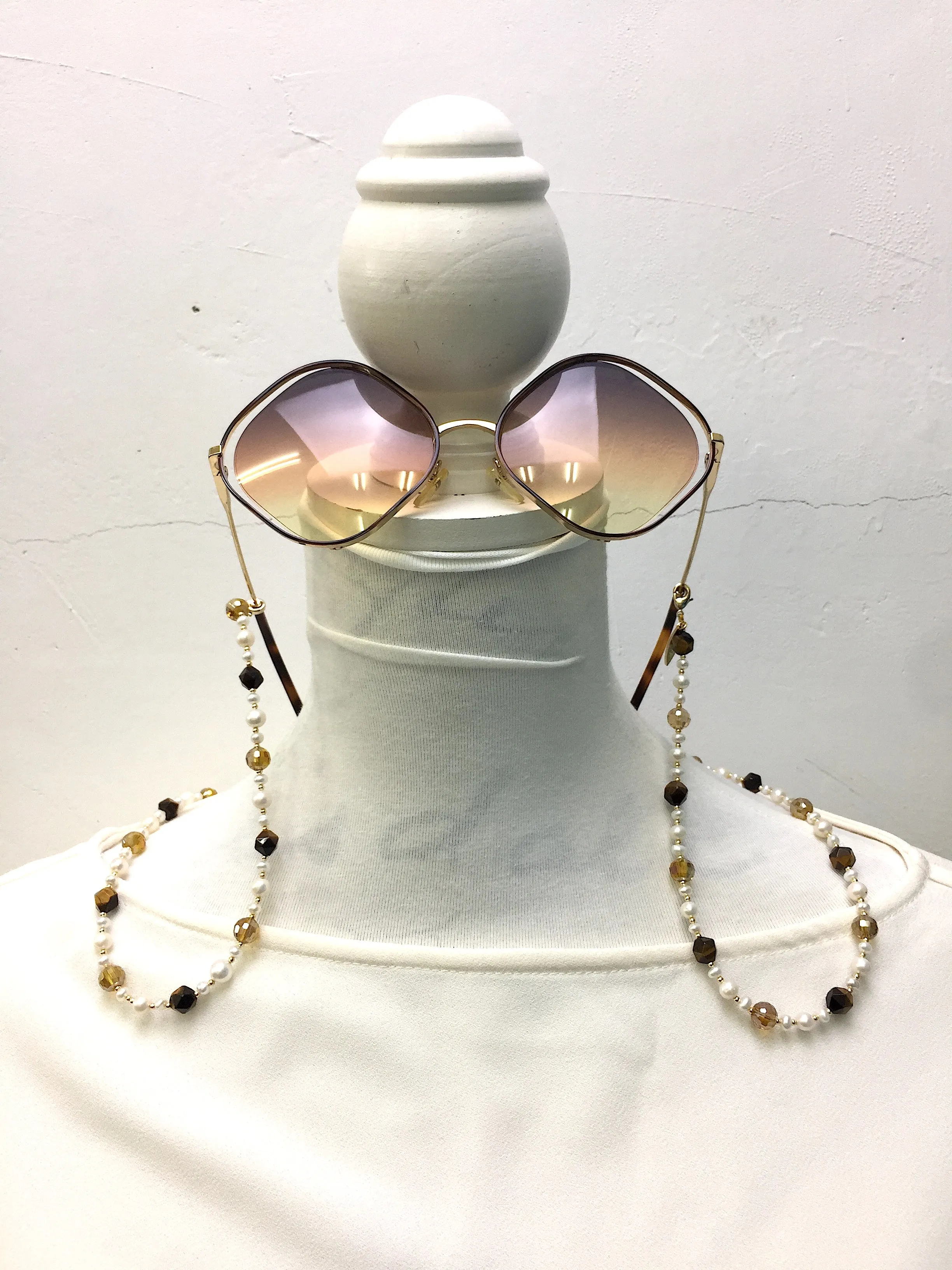 Freshwater Pearls Tiger Eye Crystals Glasses Chain EC005