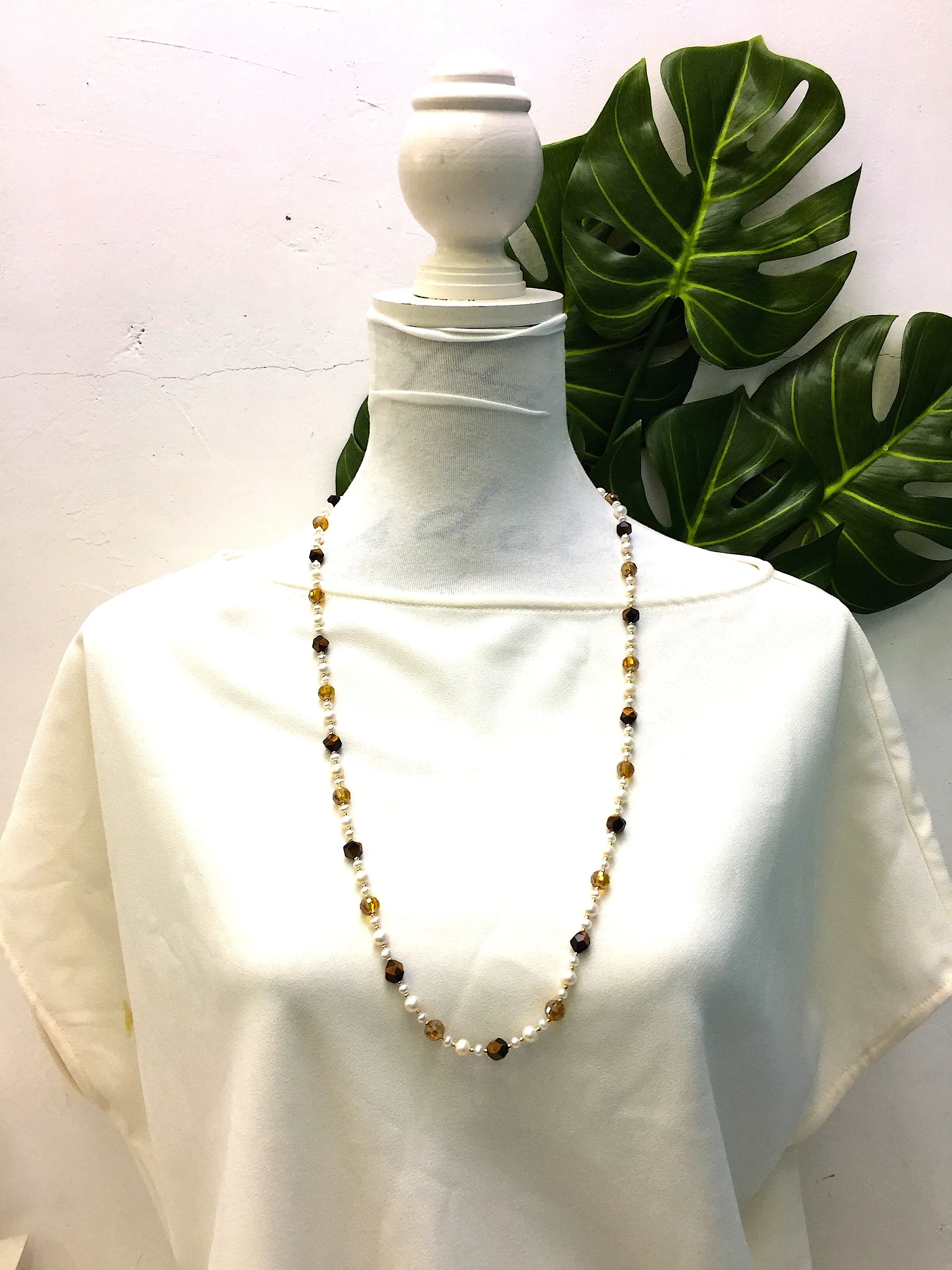 Freshwater Pearls Tiger Eye Crystals Glasses Chain EC005