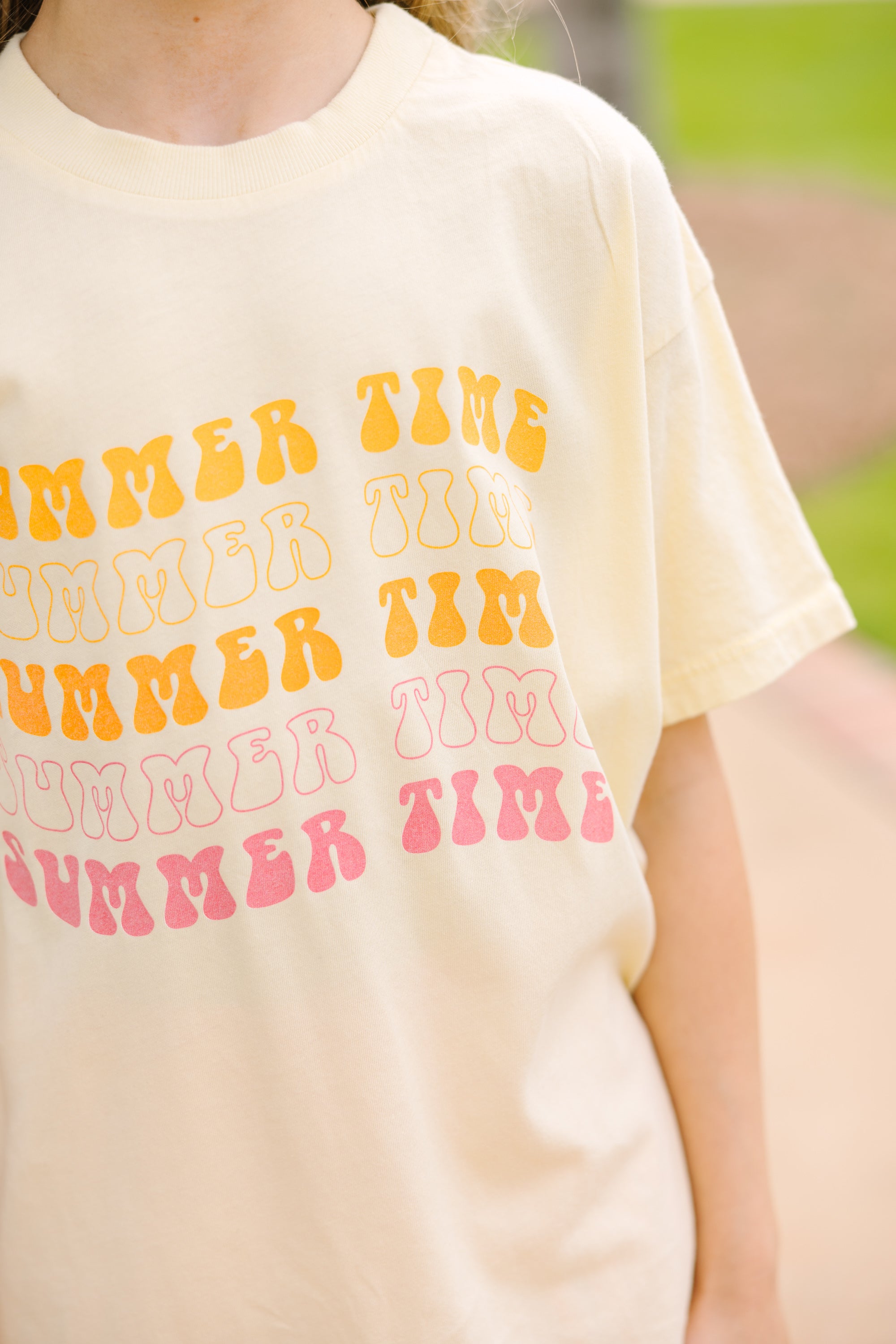 Girls' Yellow Oversized Graphic Tee for Summertime