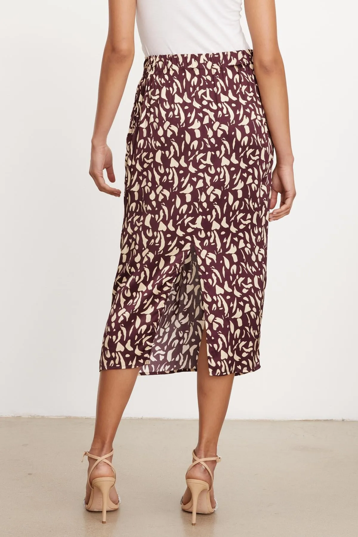 Juno satin printed skirt.