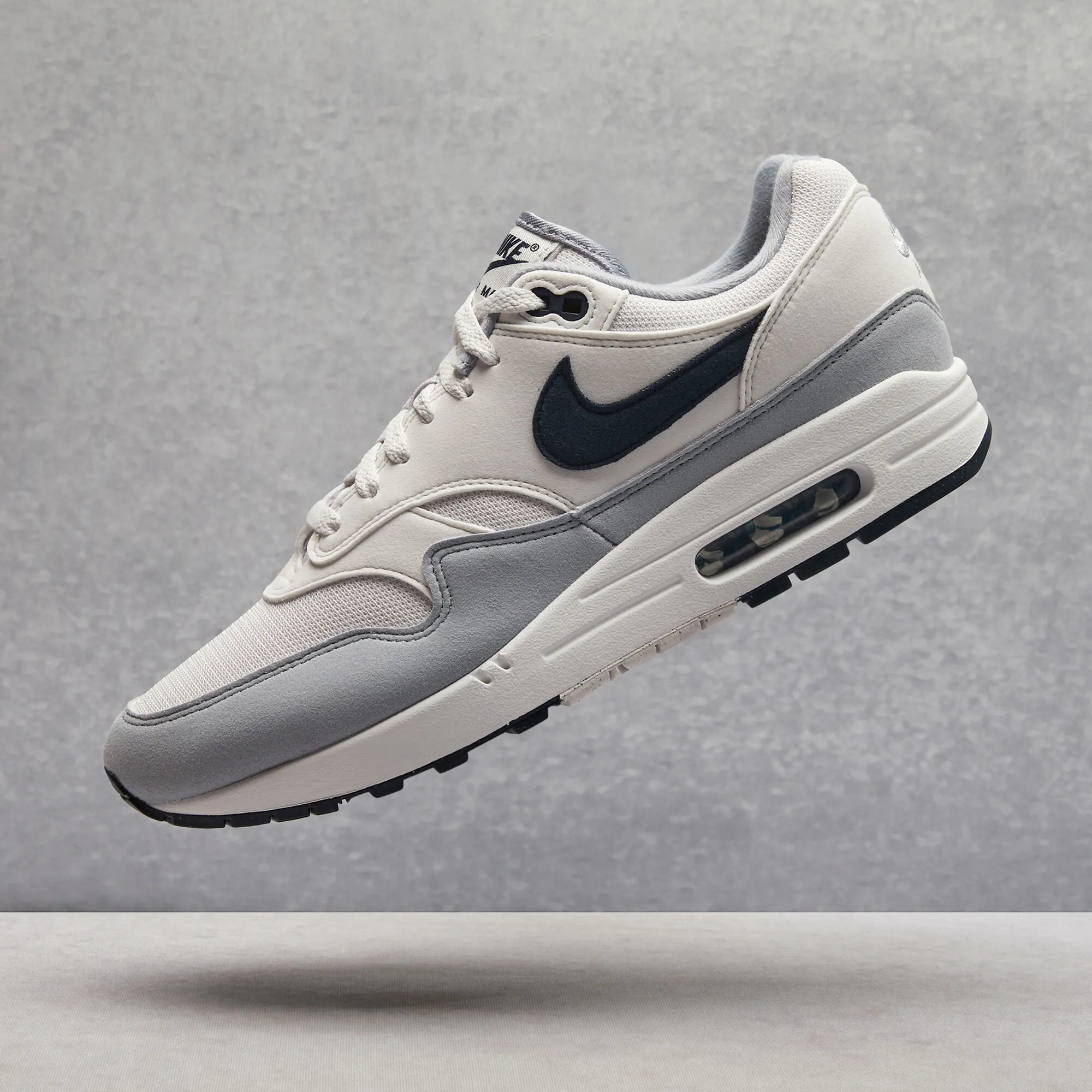 Nike Air Max 1 sneakers