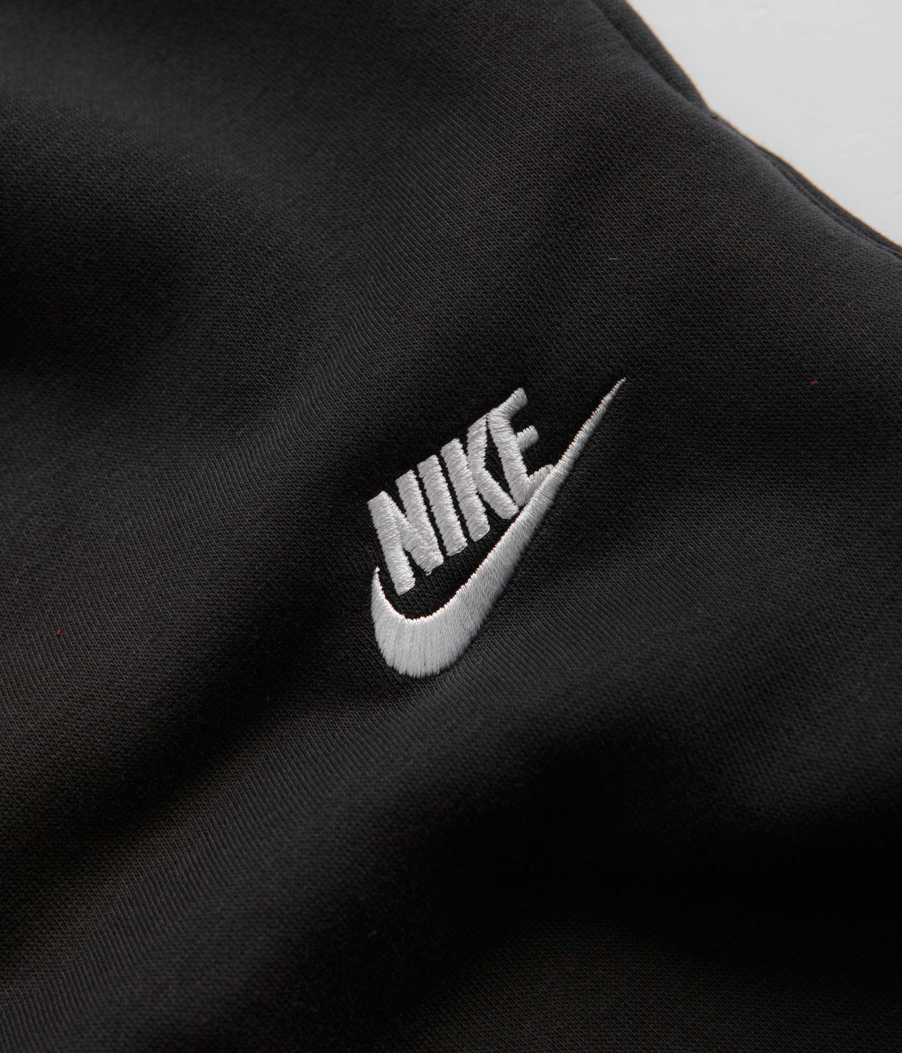 Nike Club Fleece Sweatpants - Black / White