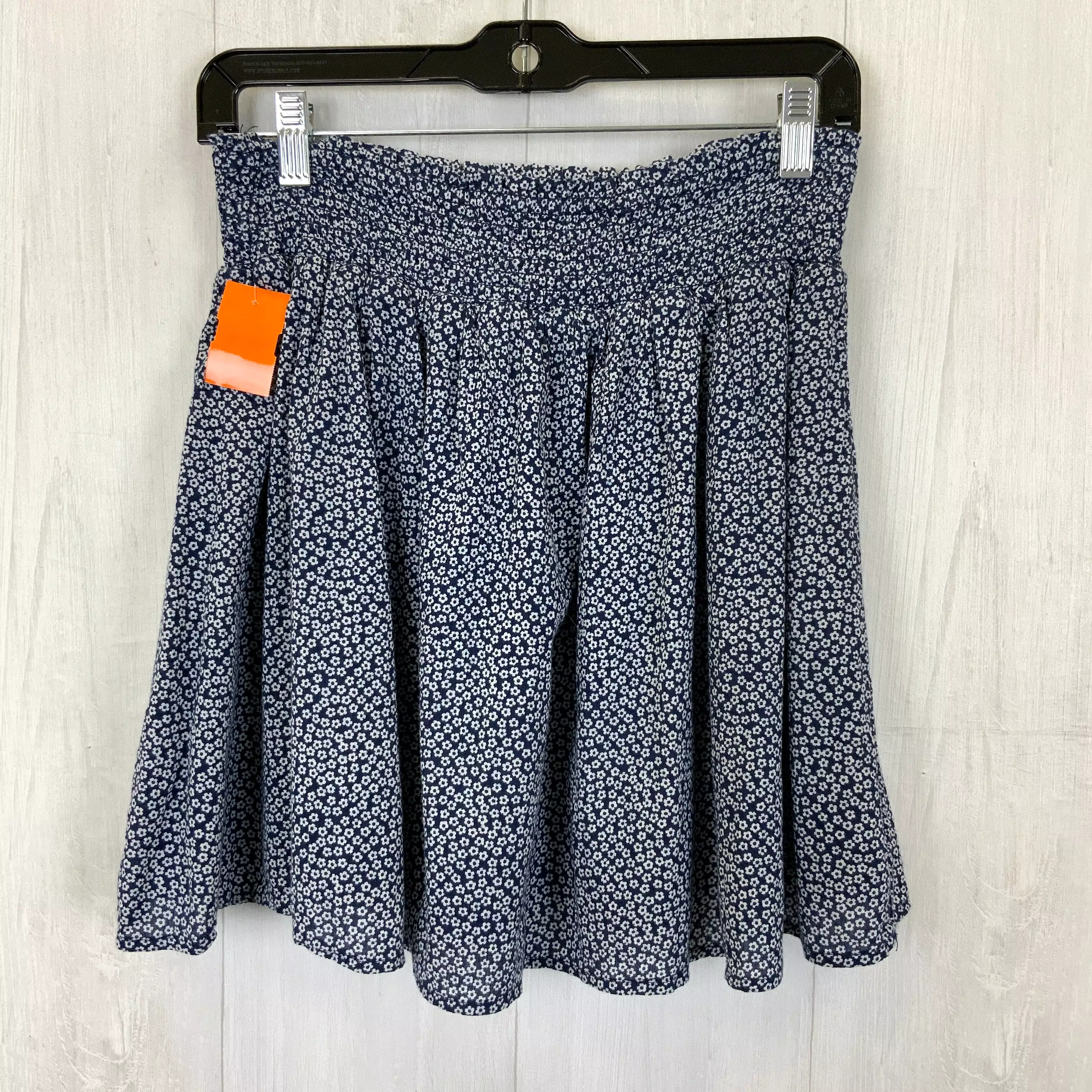 Old Navy Mini and Short Skirt - Size S