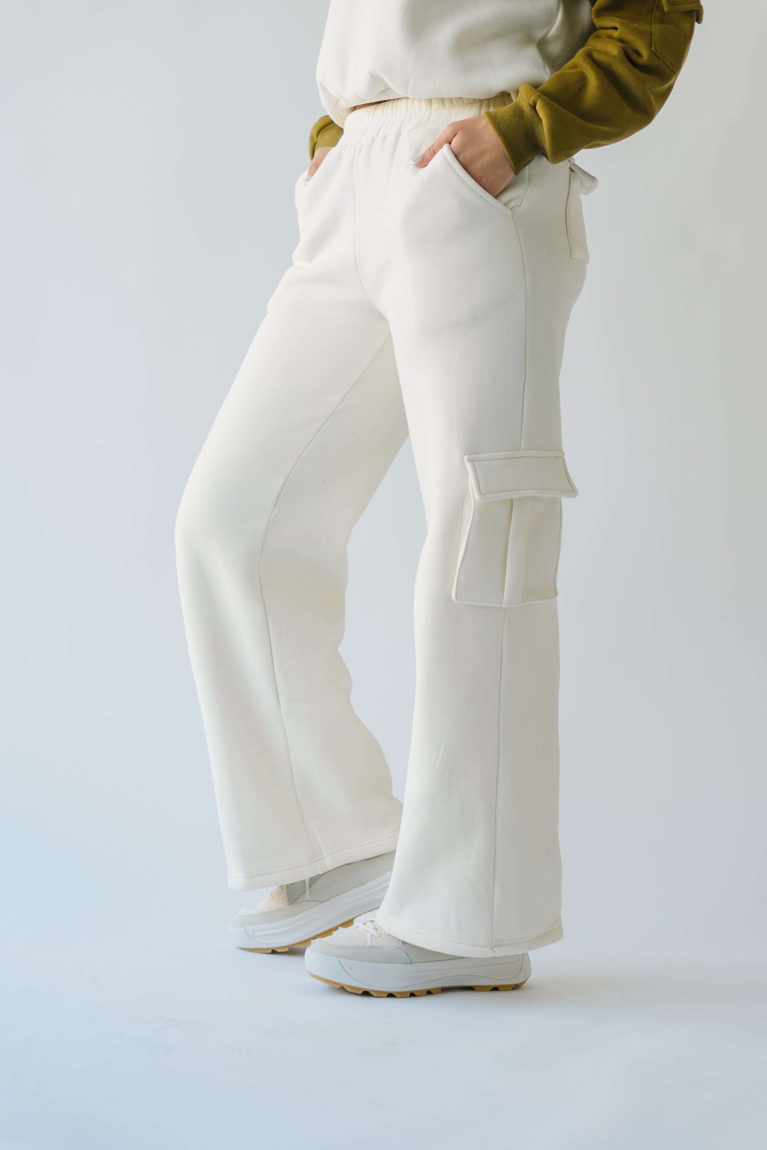 Richland Cargo Sweatpants Ivory