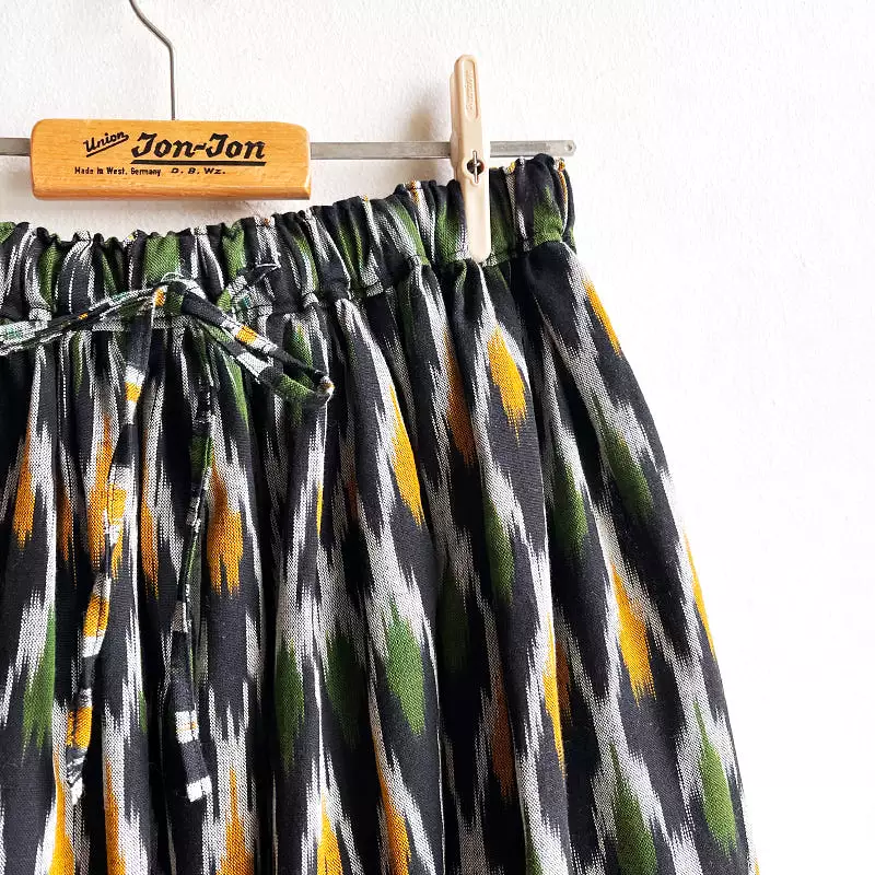 Short Skirt Black Green Ikat