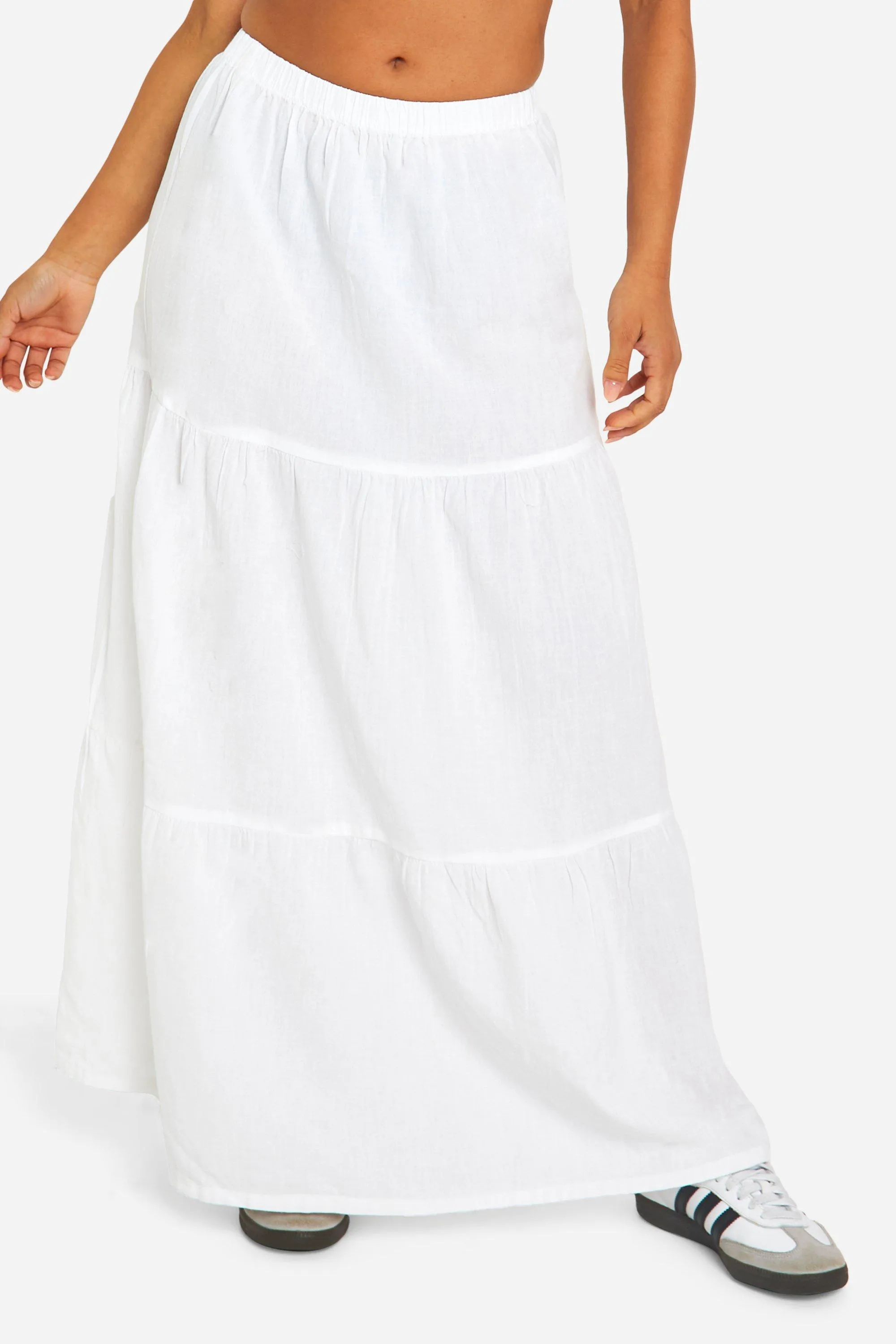 Petite Tiered Maxi Skirt - boohoo