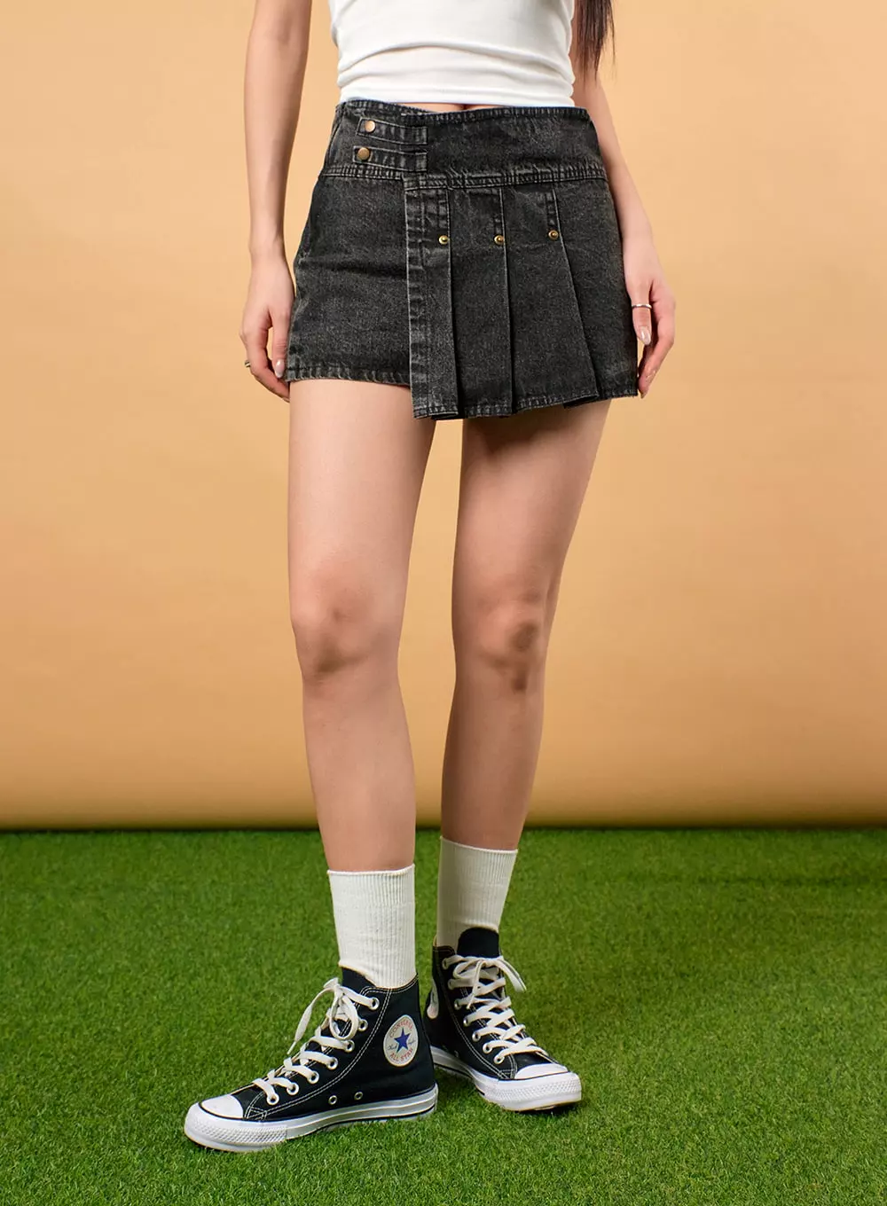 Unbalanced Pleated Denim Mini Skirt (IJ430)