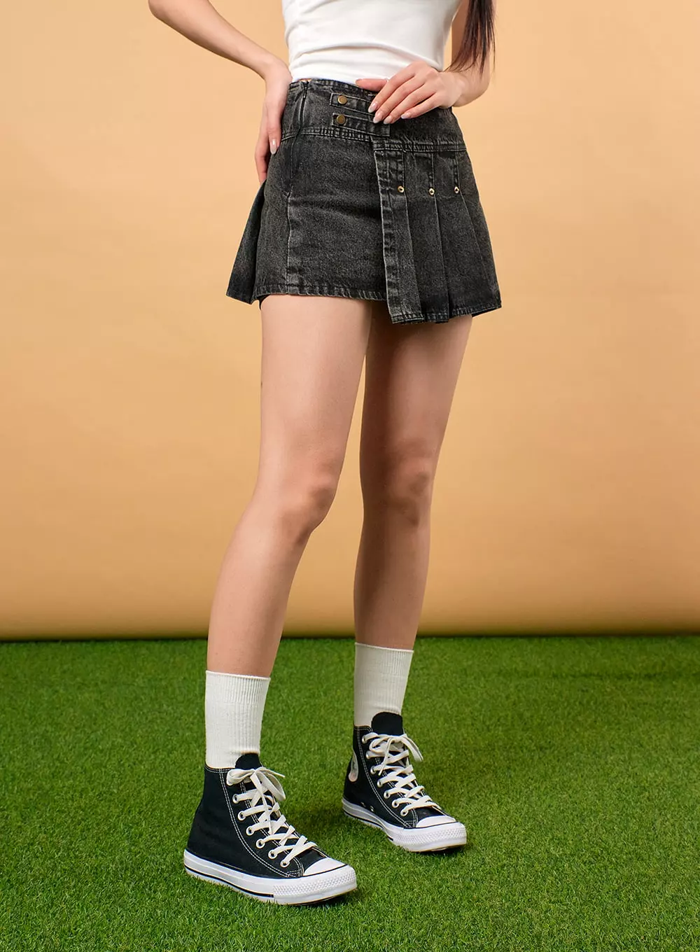 Unbalanced Pleated Denim Mini Skirt (IJ430)