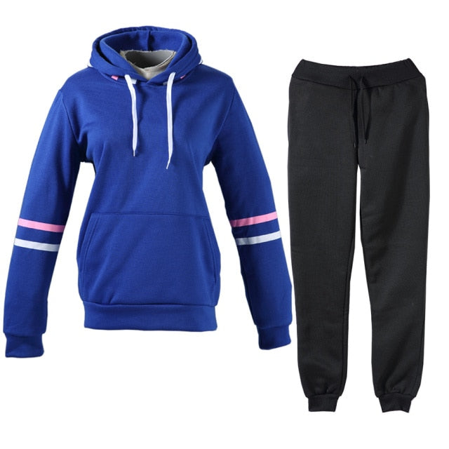 women sweatpants outfit casual tracksuit