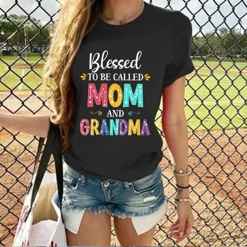 Women's Short Sleeve T-shirts with Mama Print in Simple Letter Style.