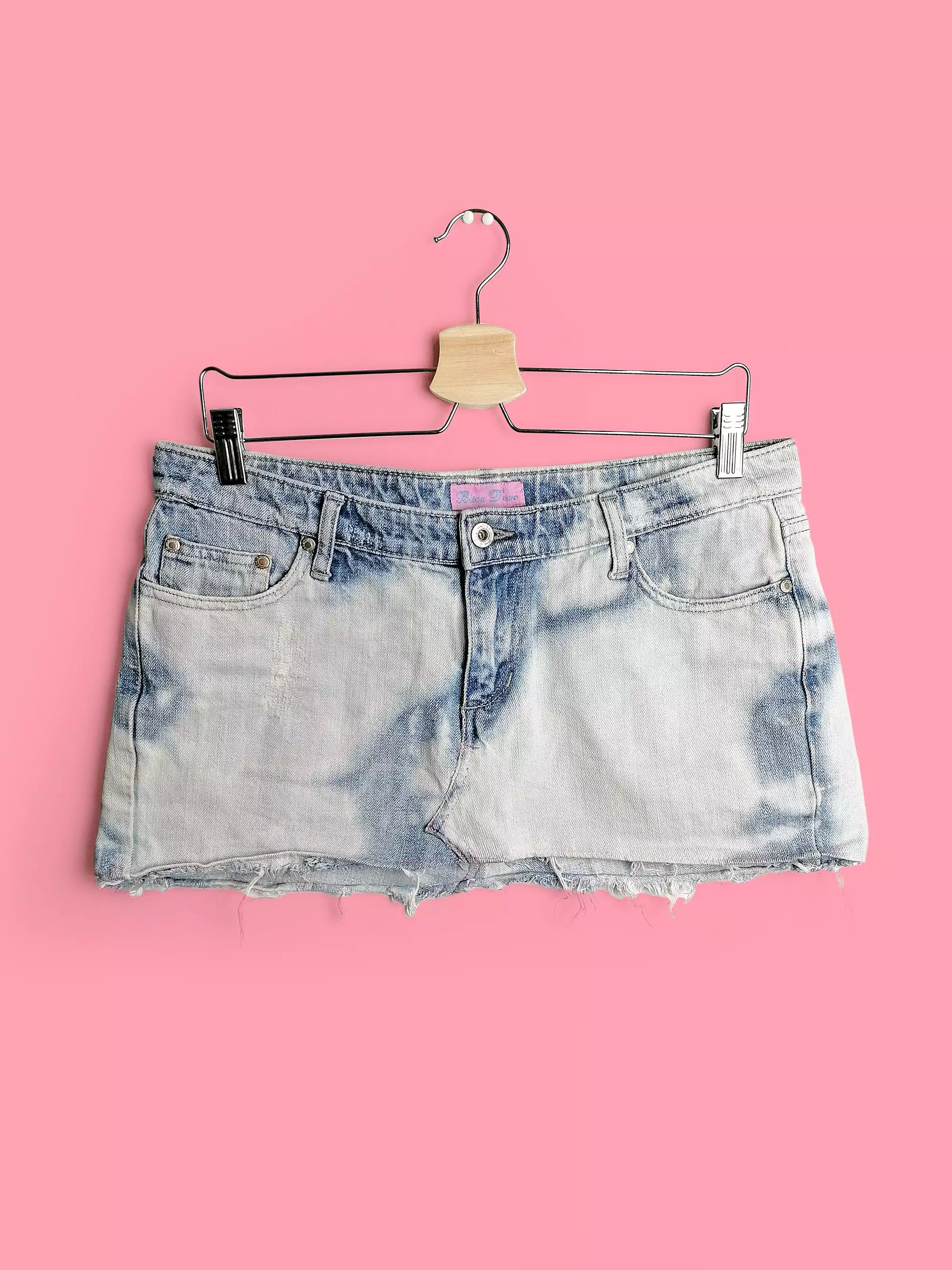 Y2K Denim mini-skirt with frayed hem - size M