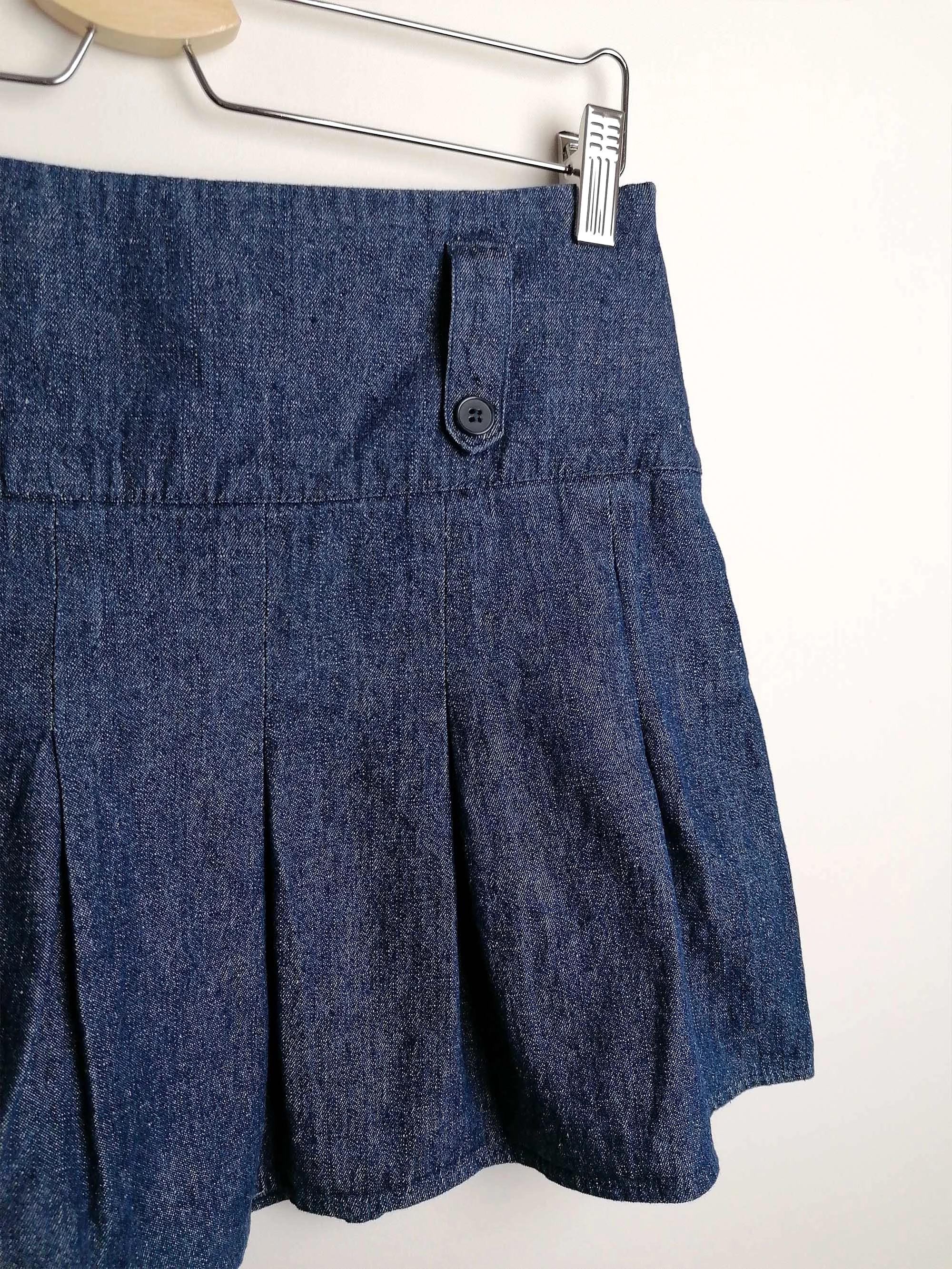 Y2K Pleated Denim Mini Skirt - Size Medium